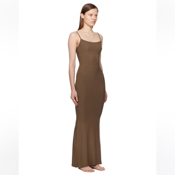 SKIMS SOFT LOUNGE LONG SLIP ‘OXIDE’ RARE - Picture 9 of 10